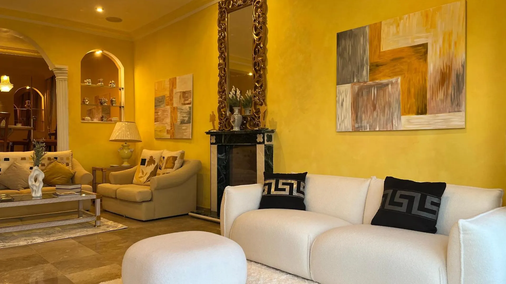Luxurious Villa 6 Min From Beach With Sea Views Marbella