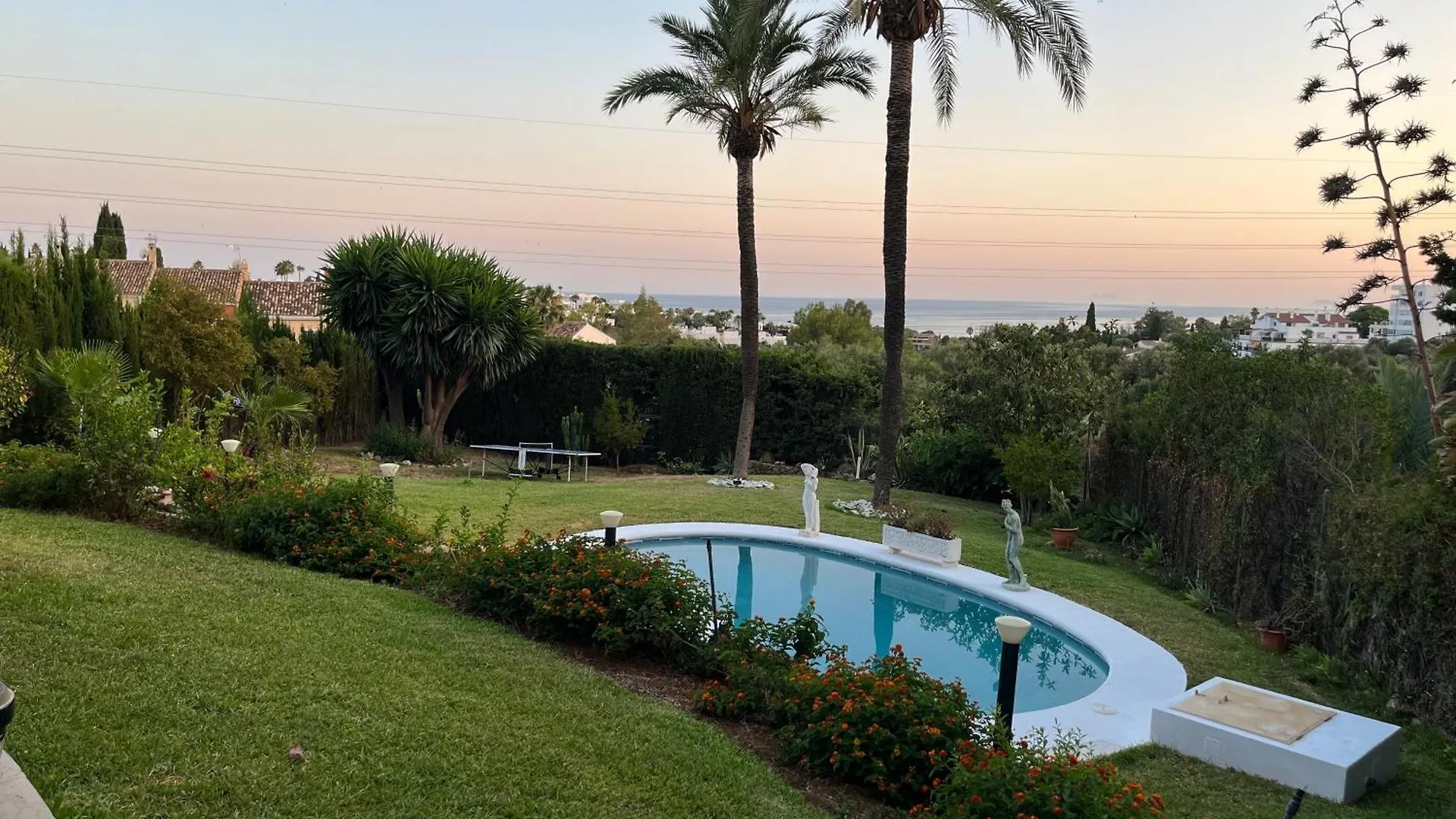 Luxurious Villa 6 Min From Beach With Sea Views Marbella 0*,