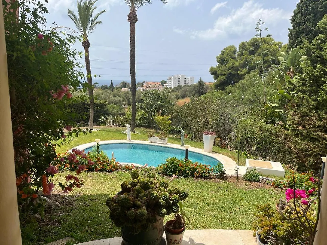 Luxurious Villa 6 Min From Beach With Sea Views Marbella