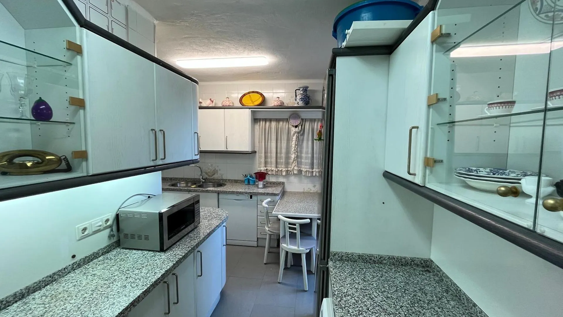 Luxurious Villa 6 Min From Beach With Sea Views Marbella Spain