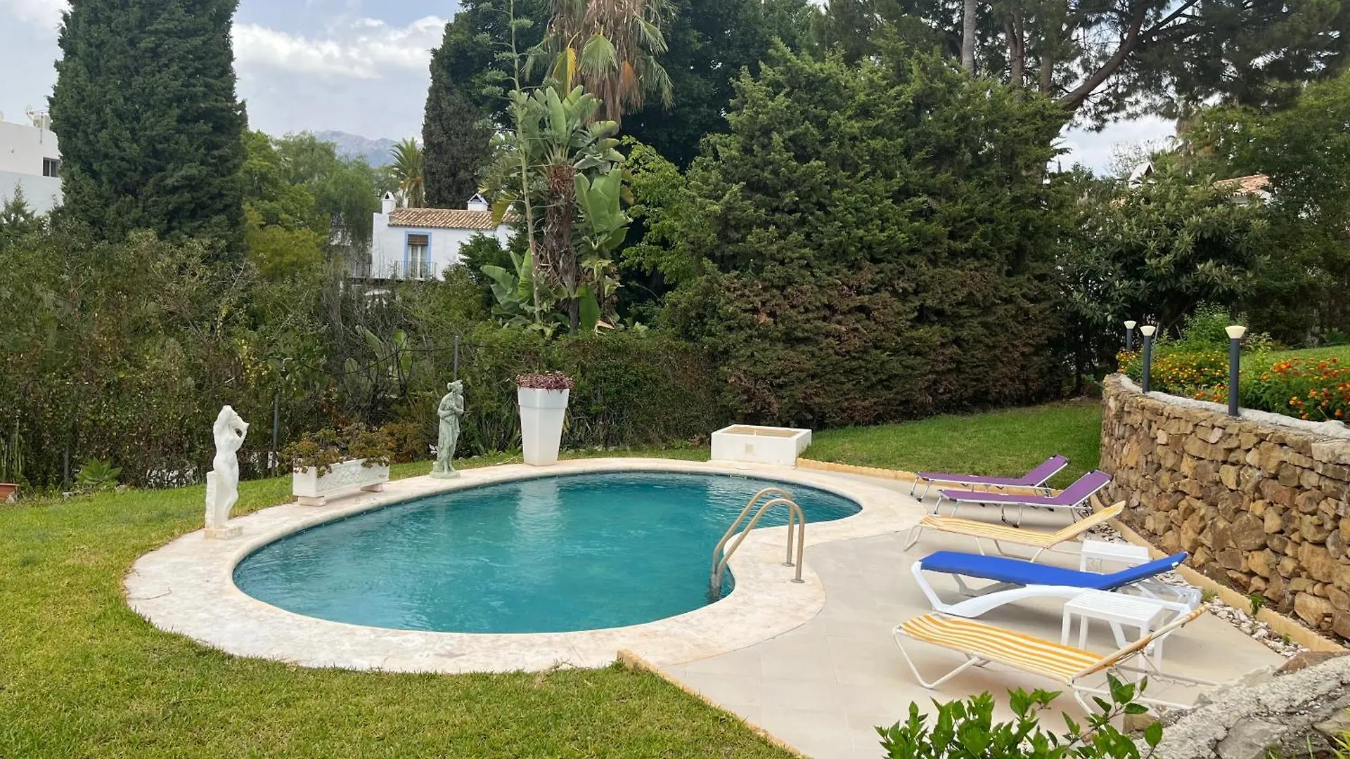 Luxurious Villa 6 Min From Beach With Sea Views Marbella